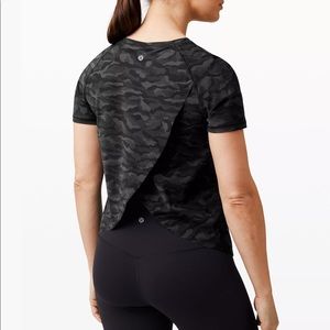 Lululemon Quick Pace Short Sleeve Sequoia Camo Print Deep Coal Black
